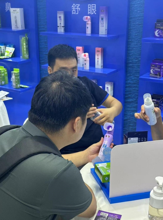 护眼品牌睛精灵亮相2024CBME孕婴童展携护眼喷雾引领新潮流(图2)