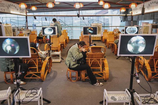 《年轻人钱花哪儿去了图鉴》网友：嘘嘘嘘~别被我支付码听到！(图3)