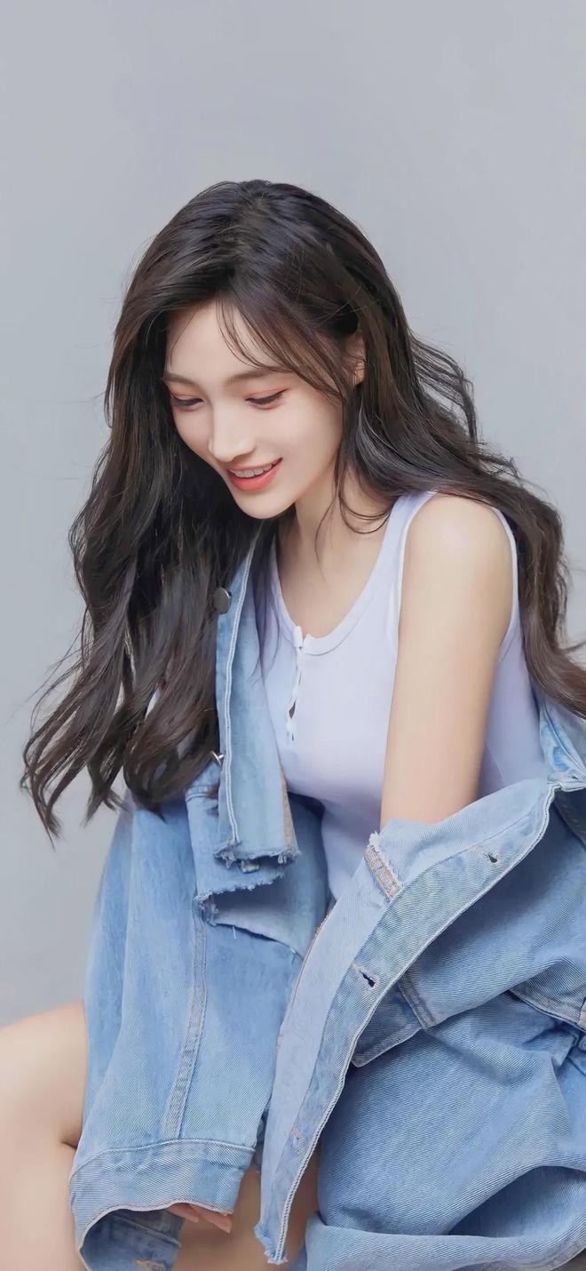 尊龙凯时网站：脱掉她的衣服V(图1)