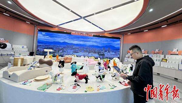 青年早新闻｜山西一中学收取723元作业打印费别把学生当“韭菜”(图2)