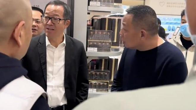 俞敏洪“拜师”胖东来？东方甄选在憋大招(图4)