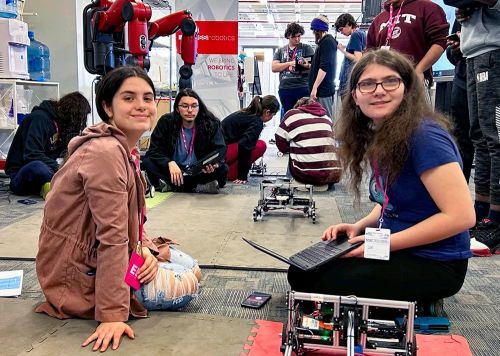 z6尊龙·凯时：从DeepSeek爆火看全球AI城市新赛道!(图16)