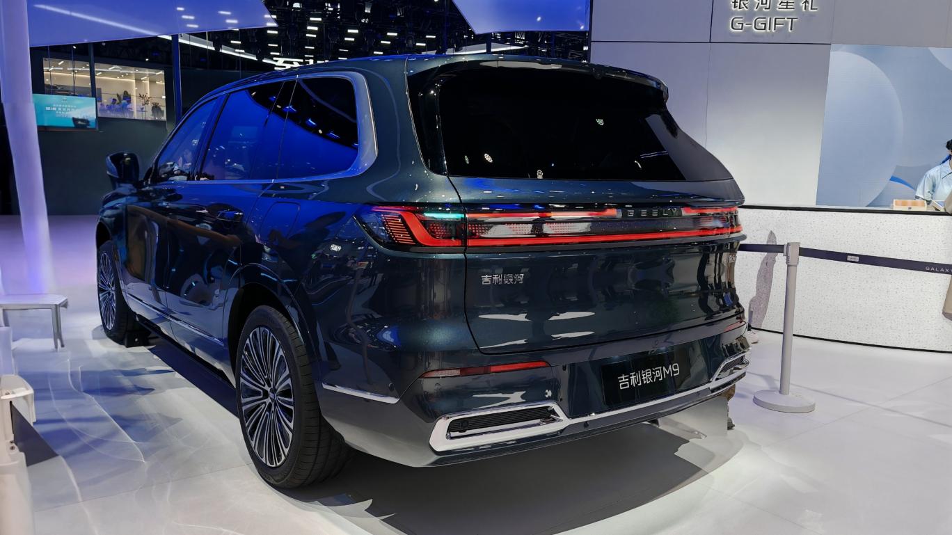 z6尊龙·凯时：吉利银河M9：20万级大六座SUV的“六边形战士”进化论(图3)