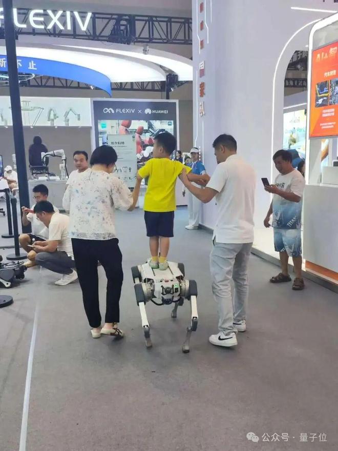 z6尊龙·凯时：一文看尽35万人围观的智博会(图27)