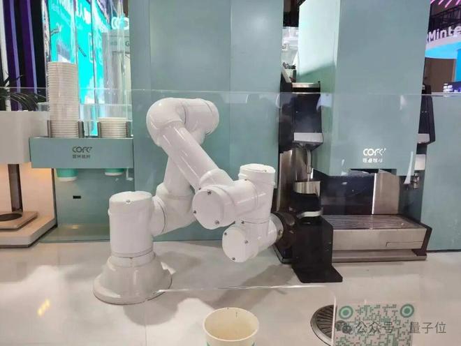 z6尊龙·凯时：一文看尽35万人围观的智博会(图43)