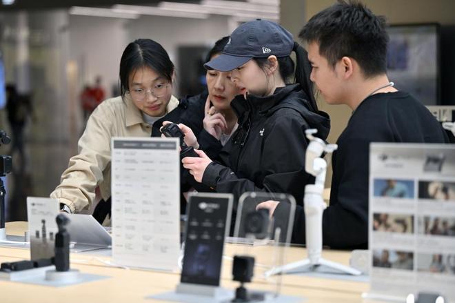 新华鲜报｜更给力！海南离岛免税购物提质扩容(图2)