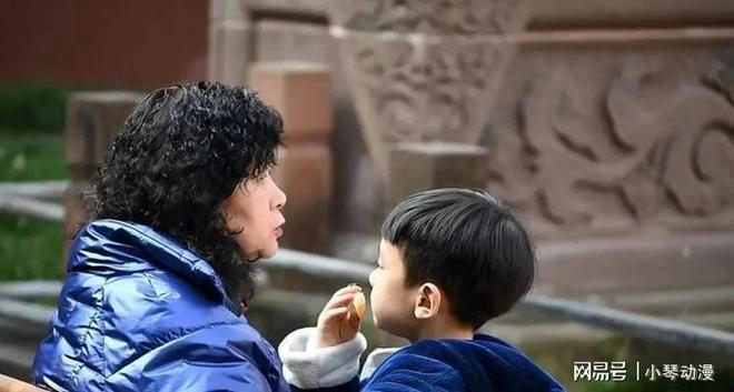 人生就是博：历史上首次！中国无孩家庭占比过半国人第一次为自己“消费”？(图8)