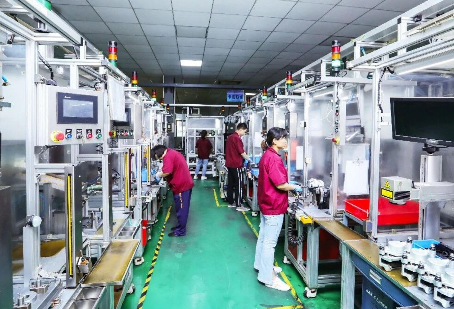 z6尊龙·凯时：项目集群成链产业聚势腾飞(图1)