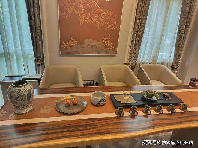 上海(绿宝园翡梵别墅)售楼处-楼盘百科详情24小时热线电话-上海(绿宝园翡梵别墅)售楼处-房价-户型区位交通核心配套(图3)