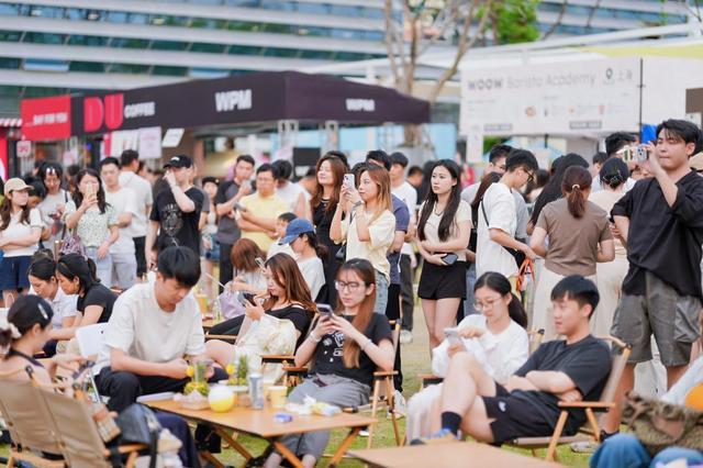28万人次赴节、拉动消费12亿元东莞松山湖用一杯咖啡撬动消费新活力(图2)